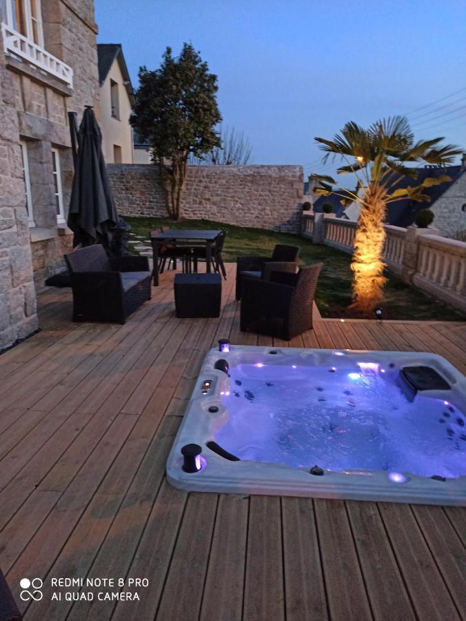 Luxueuse Villa Au Pied Du Chateau Dinan Ngoại thất bức ảnh
